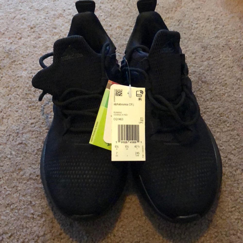NWT Adidas Alphabounce